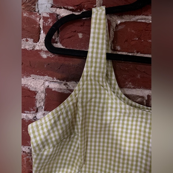 Levi’s Roy Structured Dress in Green Gingham - Picture 10 of 11